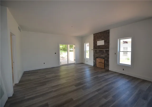 3rd image of 7 Anitas Ln, Sweden, NY 14420 | MLS# R1670047