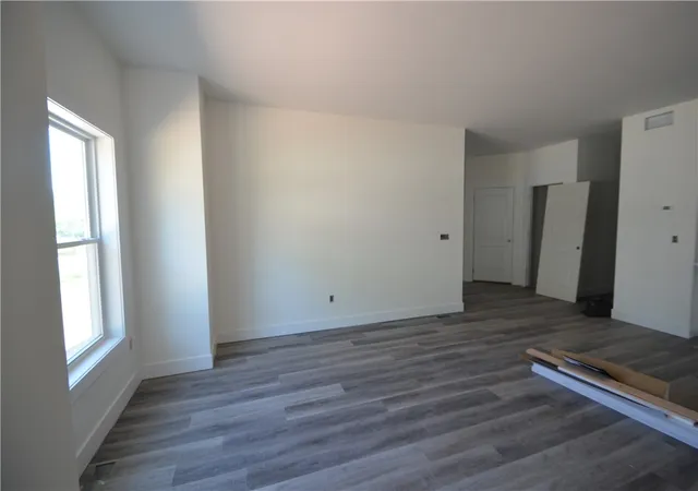 5th image of 7 Anitas Ln, Sweden, NY 14420 | MLS# R1670047