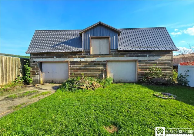 Homes for sale in Eldred, PA | 12 Edson St, Eldred, PA 16731 | MLS# R1669956