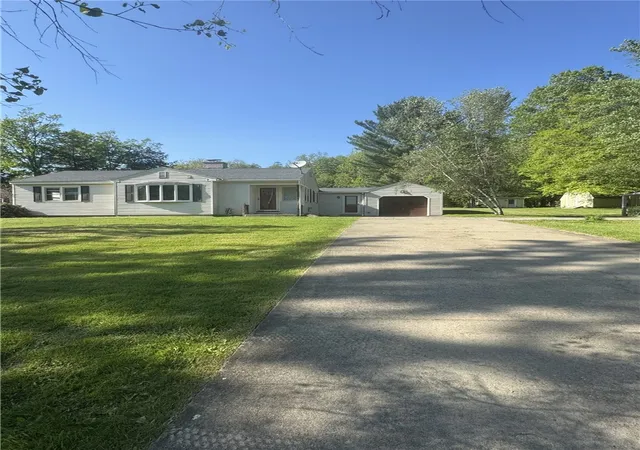 Homes for sale in Bradford Town, PA | 796 W Washington St, Bradford Town, PA 16701 | MLS# R1670097