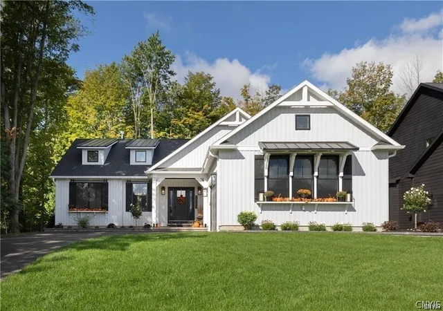 Photo 3 of Single family home for sale at 8835 Nwr Gaskin Rd, Clay, NY 13041 | MLS# S1668898 | Listing updated on 2026-07-15