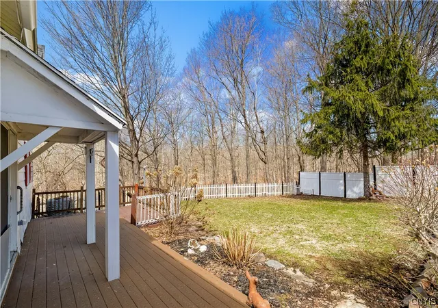 Homes for sale in Westmoreland, NY | 4450 Thieme Gulf Rd, Westmoreland, NY 13476 | MLS# S1669737