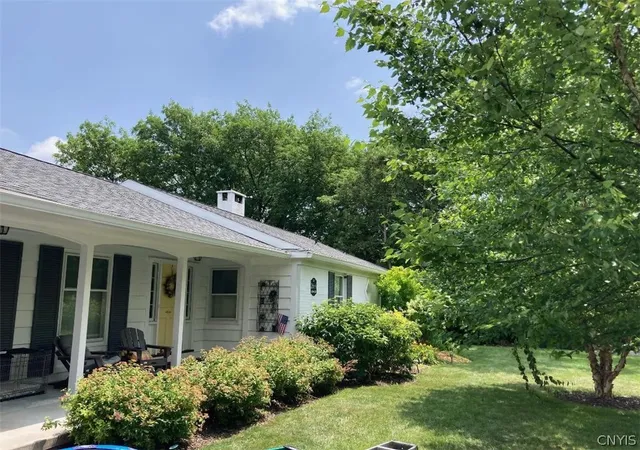 1st image of 2886 W Lake Rd, Skaneateles, NY 13152 | MLS# S1669491