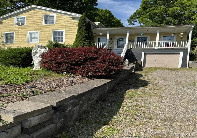 4th image of 58 S Hamilton St, Elbridge, NY 13080 | MLS# S1670370