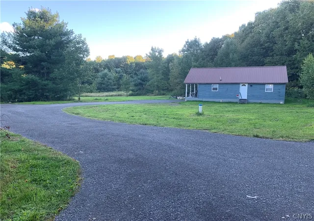 Homes for sale in Florence, NY | 2922 Lee Rd, Florence, NY 13316 | MLS# S1669837