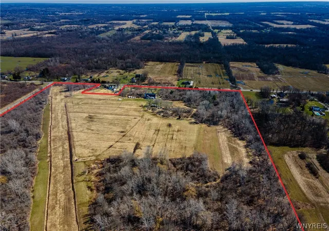 3rd image of 3316 Beebe Rd, Wilson, NY 14108 | MLS# B1670100