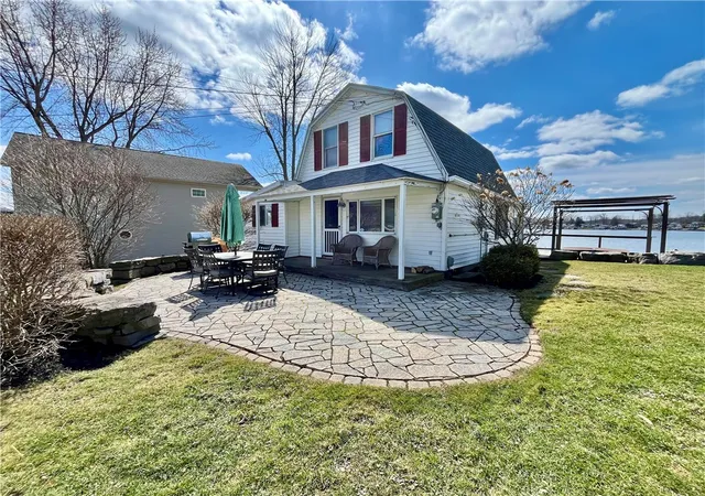 Homes for sale in Wolcott, NY | 8393 Thrush Rd, Wolcott, NY 14590 | MLS# R1667862