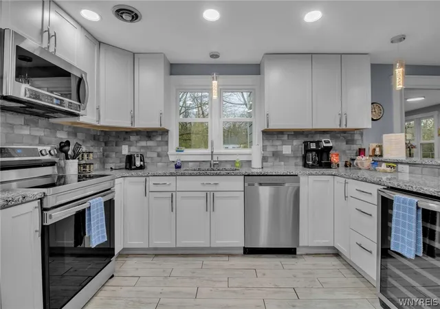 5th image of 189 Niagara Falls Blvd, Buffalo, NY 14226 | MLS# B1670461