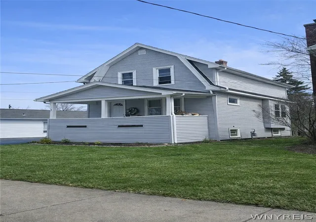 Homes for sale in Tonawanda, NY | 149 Dexter St, Tonawanda, NY 14150 | MLS# B1670538