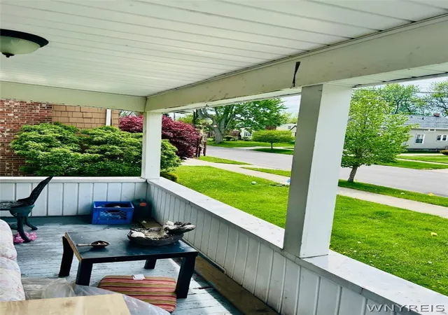 Homes for sale in Tonawanda, NY | 149 Dexter St, Tonawanda, NY 14150 | MLS# B1670538
