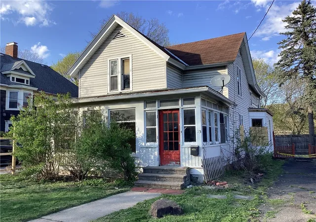5th image of 23 Grand St, Oneonta, NY 13820 | MLS# R1670595