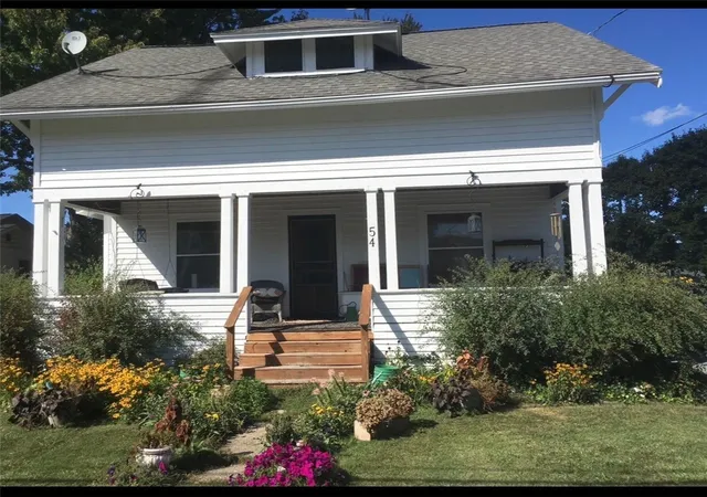 Homes for sale in Seneca Falls, NY | 54 Chapel St, Seneca Falls, NY 13148 | MLS# R1669819