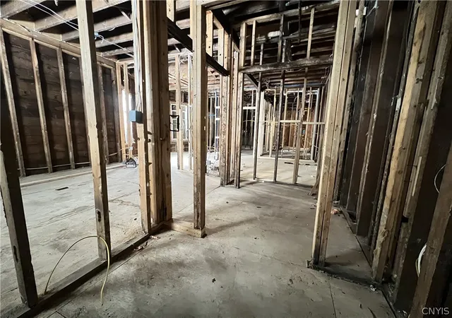 4th image of 240 Kirk Ave, Syracuse, NY 13205