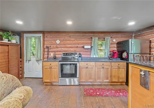 4th image of 8923 Wildwood Chase, Wayland, NY 14572 | MLS# S1670339