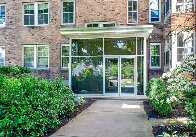 3rd image of 751 W Ferry St #6CD, Buffalo, NY 14222 | MLS# B1670556