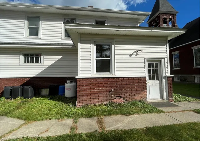 Homes for sale in Stamford, NY | 68 Maple Ave, Stamford, NY 13788 | MLS# R1670683