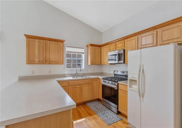 5th image of 5059 Betsy Ross Wy, Salina, NY 13088 | MLS# R1670767