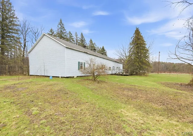 Homes for sale in Schroeppel, NY | 271 Barnard Rd, Schroeppel, NY 13135 | MLS# S1670233