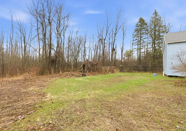 Homes for sale in Schroeppel, NY | 271 Barnard Rd, Schroeppel, NY 13135 | MLS# S1670233
