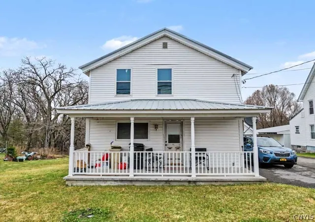 Homes for sale in German Flatts, NY | 549 State Rt 5s, German Flatts, NY 13407 | MLS# S1671101