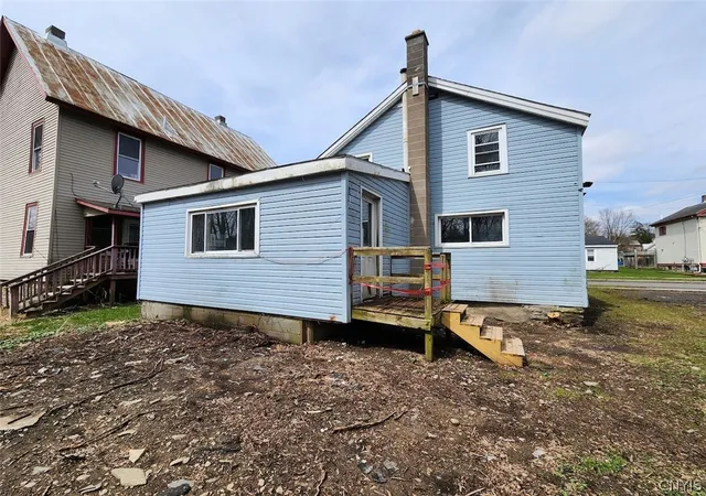 Photo 5 of Single family home for sale at 8 Center St, Mc Graw, NY 13101 | MLS# S1670916 | Listing updated on 2026-07-17