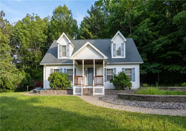 4th image of 533 Glimmerglen Rd, Otsego, NY 13326 | MLS# R1670321