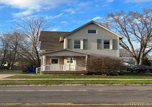 1st image of 6067 East Ave, Newfane, NY 14108 | MLS# B1671232