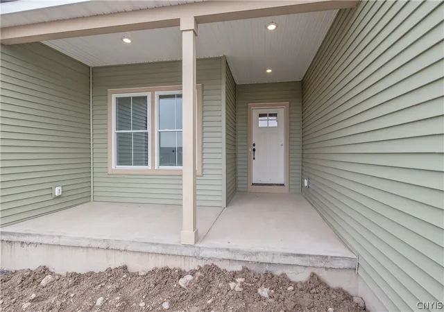 3rd image of 5105 Forest Ridge Dr, Rome, NY 13440 | MLS# S1671039