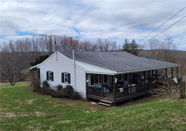 Homes for sale in St Johnsville, NY | 295 Vedder, St Johnsville, NY 13452 | MLS# S1670942