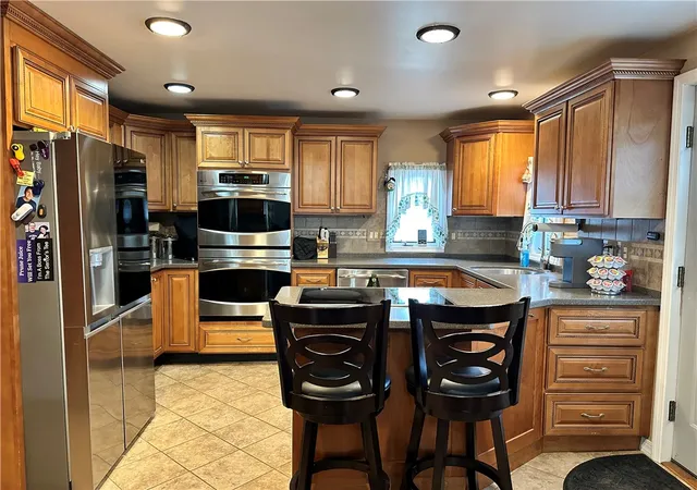 Photo 4 of Single family home for sale at 8 Howell St, Walton, NY 13856 | MLS# R1671513 | Listing updated on 2026-08-04