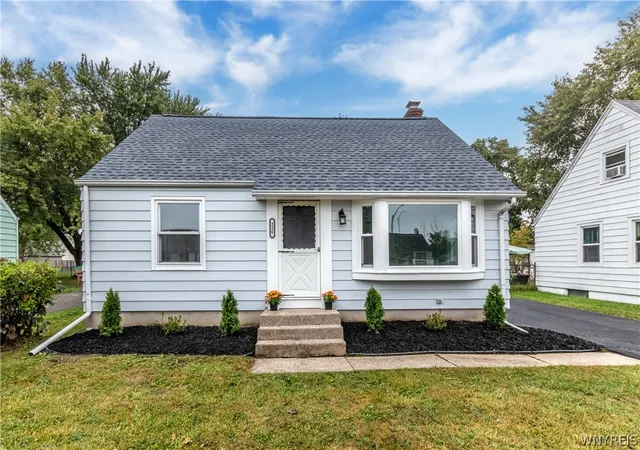 1st image of 226 Westbrook Dr, Buffalo, NY 14225 | MLS# B1671551