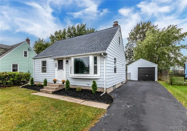 3rd image of 226 Westbrook Dr, Buffalo, NY 14225 | MLS# B1671551
