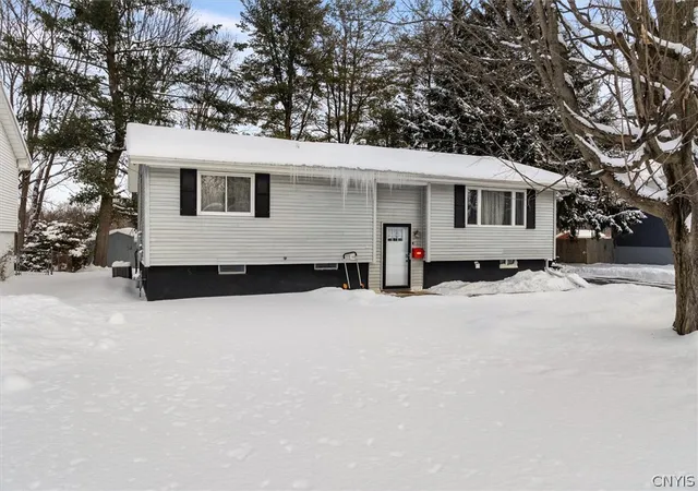 Photo 3 of Sale Pending at 53 Sauquoit St, Whitesboro, NY 13492 | MLS# S1669932 | Listing updated on 2026-07-24