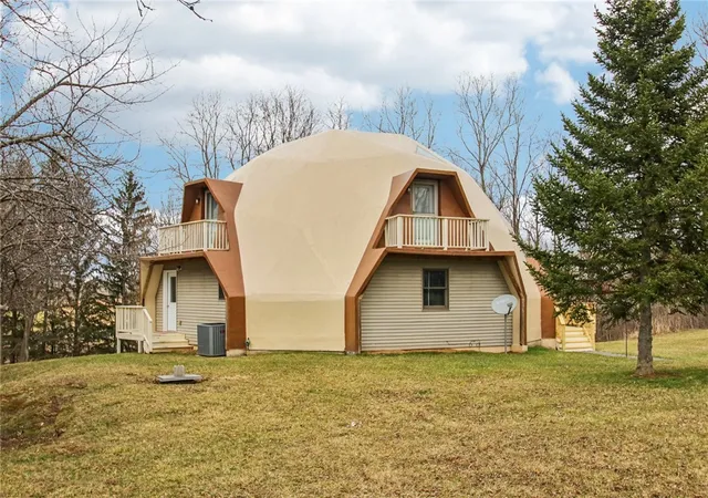 Homes for sale in Potter, NY | 199 E Swamp Rd, Potter, NY 14527 | MLS# R1664413