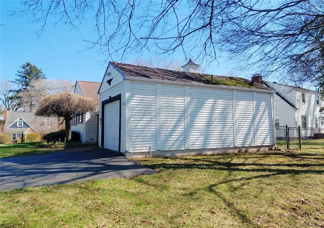 Homes for sale in De Witt, NY | 200 Ambergate Rd, De Witt, NY 13214 | MLS# S1670737