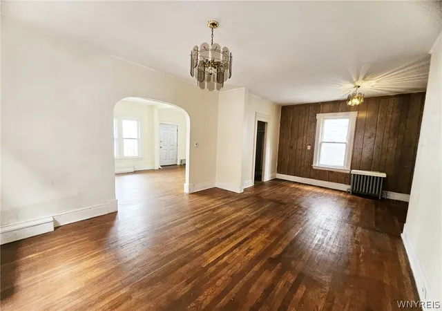 3rd image of 154 Wakefield Ave, Buffalo, NY 14214 | MLS# B1671679