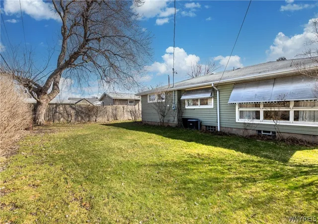 30th image of 2174 Parker Blvd, Tonawanda, NY 14150 | MLS# B1670753