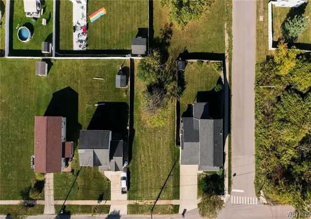 2nd image of 620 S Division St #N, Buffalo, NY 14210 | MLS# B1671857