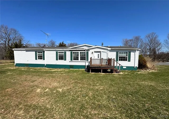 Homes for sale in Henderson, NY | 11141 Ayles Rd, Henderson, NY 13605 | MLS# S1671925
