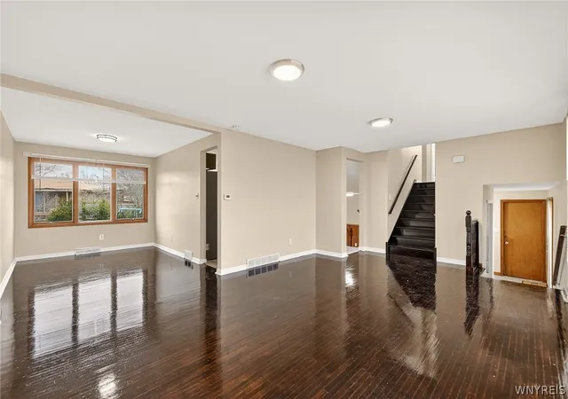 5th image of 43 Paula Dr, Buffalo, NY 14225 | MLS# B1670469