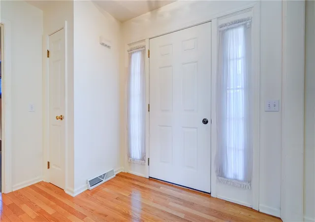 Homes for sale in Rochester, NY | 65 Cloverdale St, Rochester, NY 14612 | MLS# R1671743