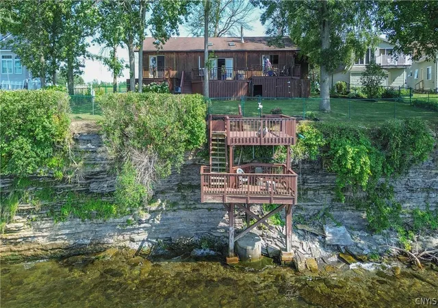 2nd image of 20949 Storrs Rd, Sackets Harbor, NY 13685 | MLS# S1671525