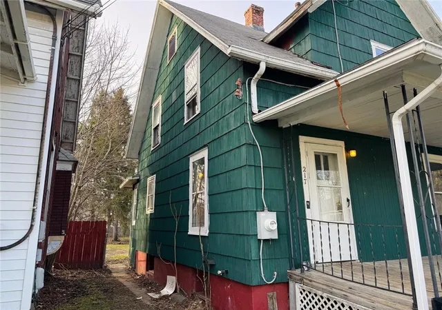 Photo 3 of Single family home for sale at 217 La France St, Elmira, NY 14904 | MLS# R1672025 | Listing updated on 2026-08-03