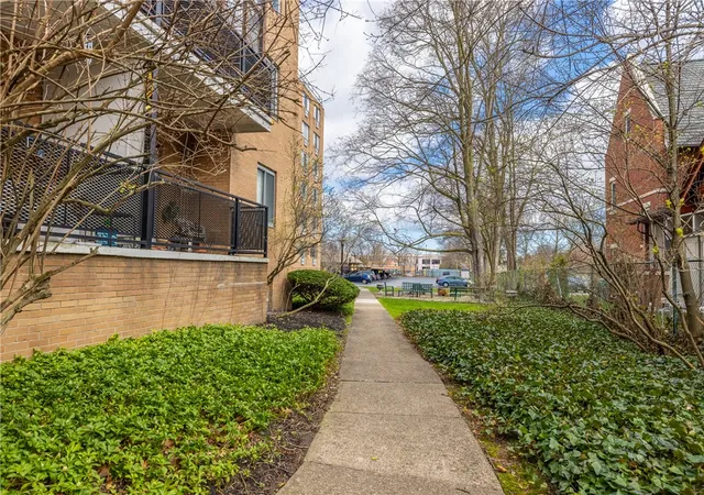 Homes for sale in Rochester, NY | 1000 East Avenue, Rochester, NY 14607 | Houzeo