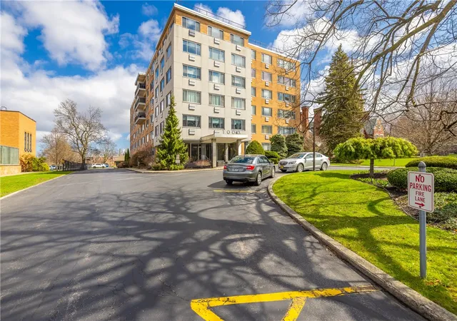 4th image of 1000 East Ave #UN301, Rochester, NY 14607 | MLS# R1671577