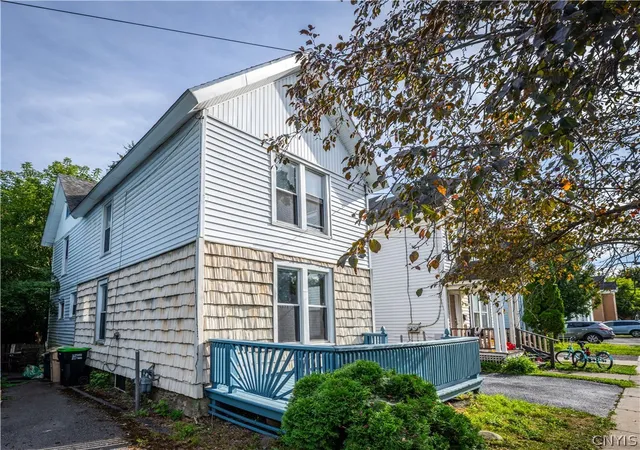 Homes for sale in Herkimer, NY | 328 Pleasant Ave, Herkimer, NY 13350 | MLS# S1672147