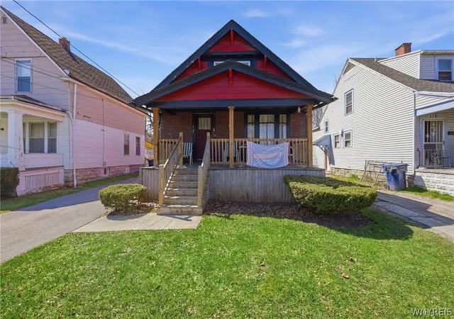 Homes for sale in Buffalo, NY | 312 Cambridge Ave, Buffalo, NY 14215 | MLS# B1671785