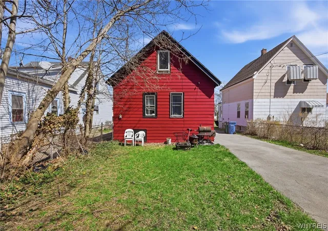 Homes for sale in Buffalo, NY | 312 Cambridge Ave, Buffalo, NY 14215 | MLS# B1671785