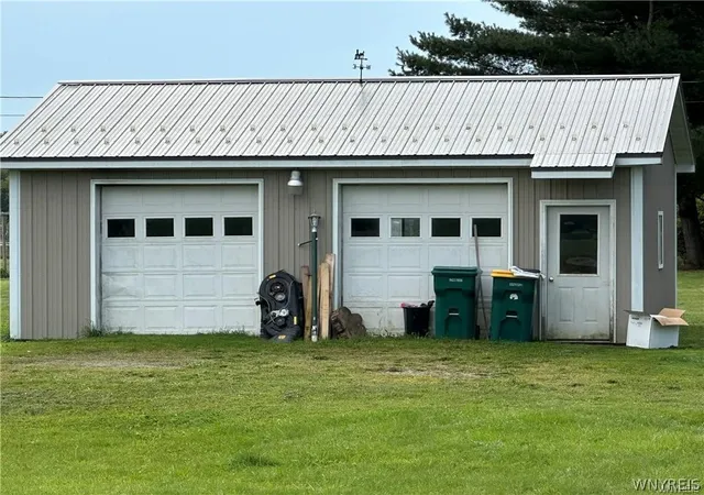 Homes for sale in Pike, NY | 5516 Babbit Dr, Pike, NY 14536 | MLS# B1672265