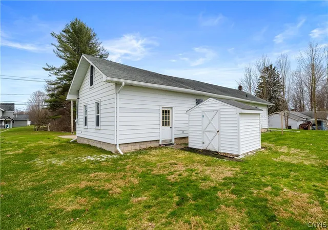 Homes for sale in Kirkland, NY | 4959 Westmoreland Rd, Kirkland, NY 13492 | MLS# S1671975